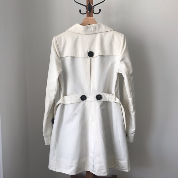 Soia & Kyo Cream Trench, belted, black buttons, large - Picture 4 of 14